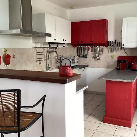 Maison Chaleureuse 2 Chambres Пюилборо Екстериор снимка